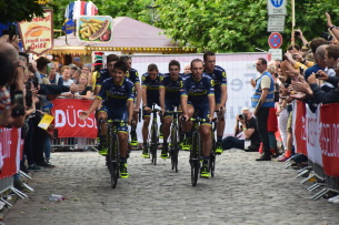 tour17 a